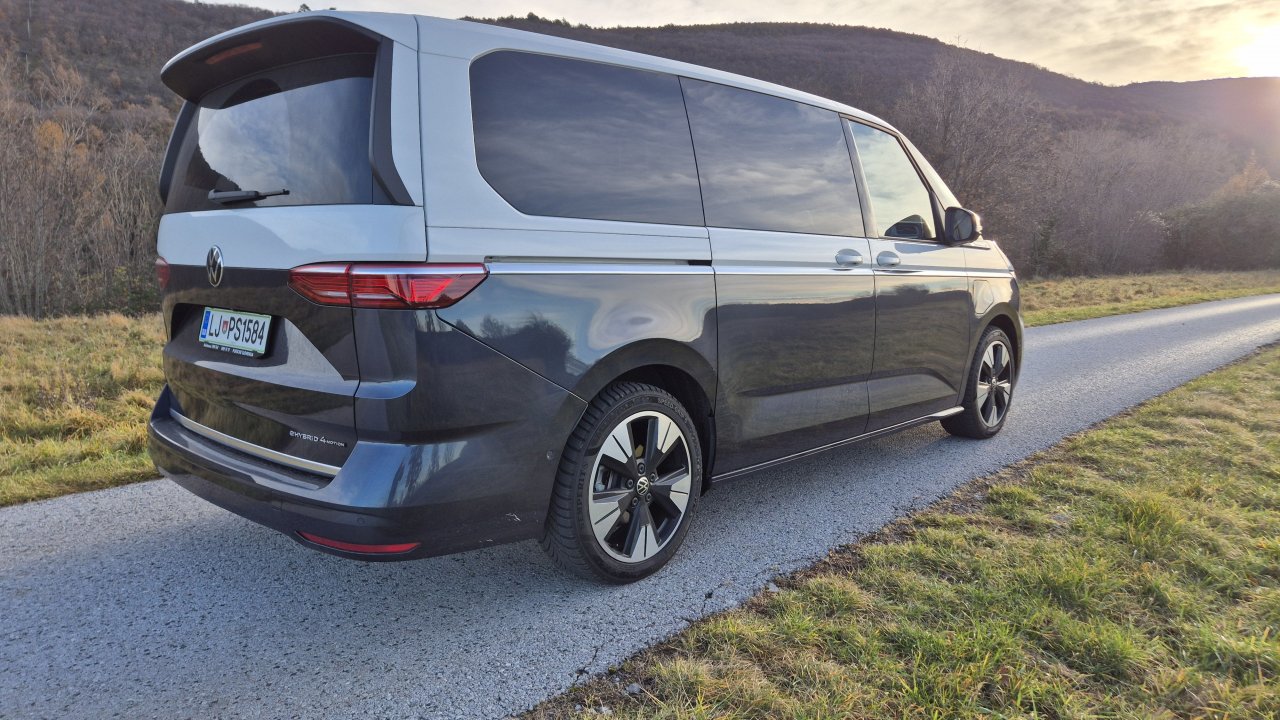 Zadnji kolesni par poganja električni motor