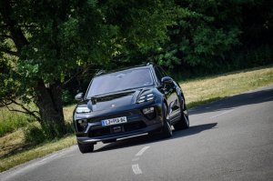 Nekdanji šef Porscheja: električni Macan je bil napaka