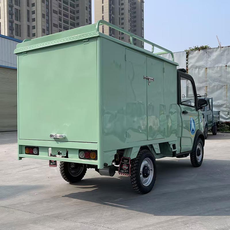 Električni mini dostavnik za 852 evrov