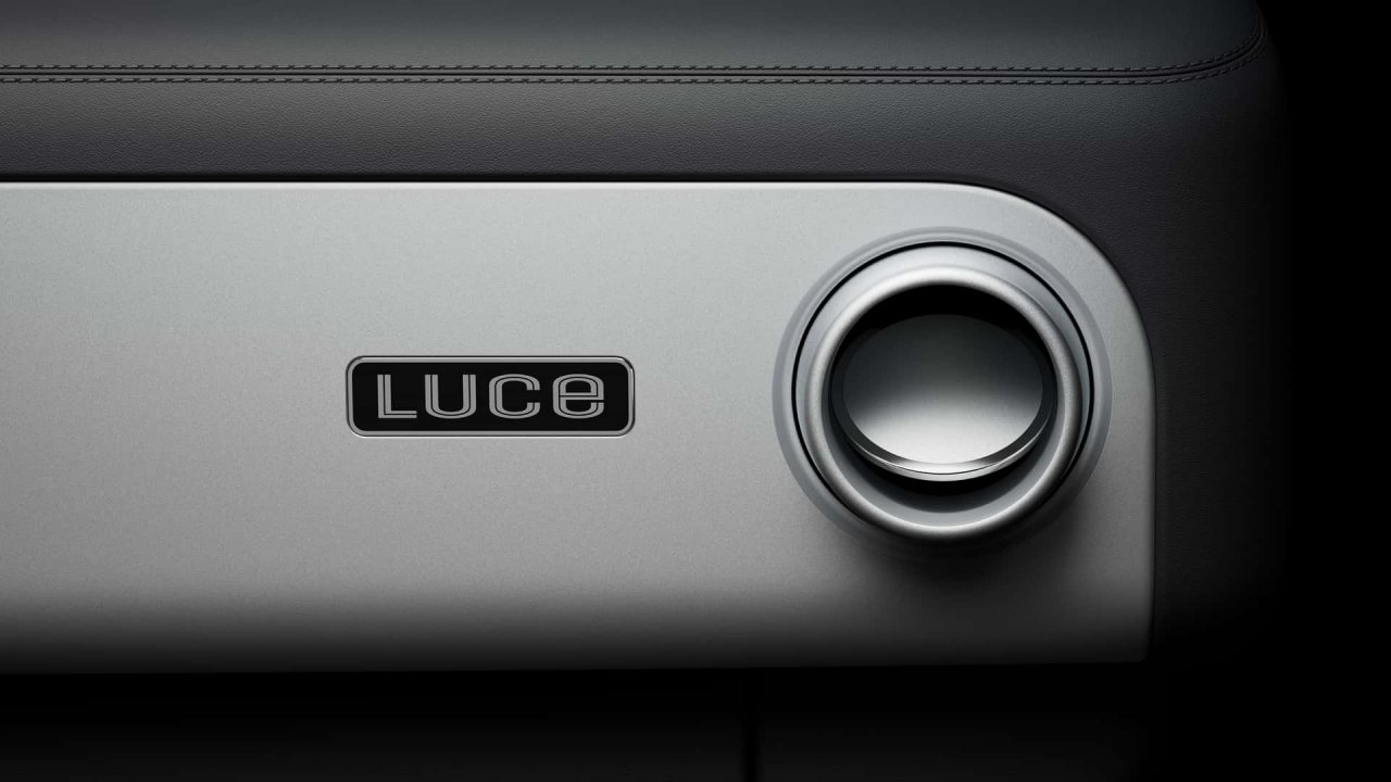 Prvi električni Ferrari bo Luce, takšna je notranjost