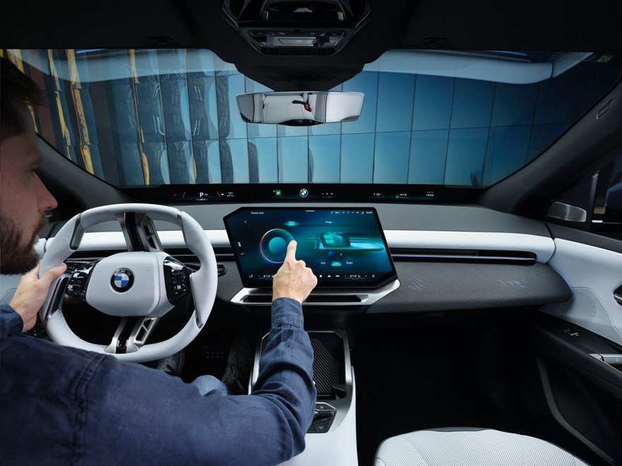 Neue Klasse že spreminja BMW, iX3 presegel pričakovanja