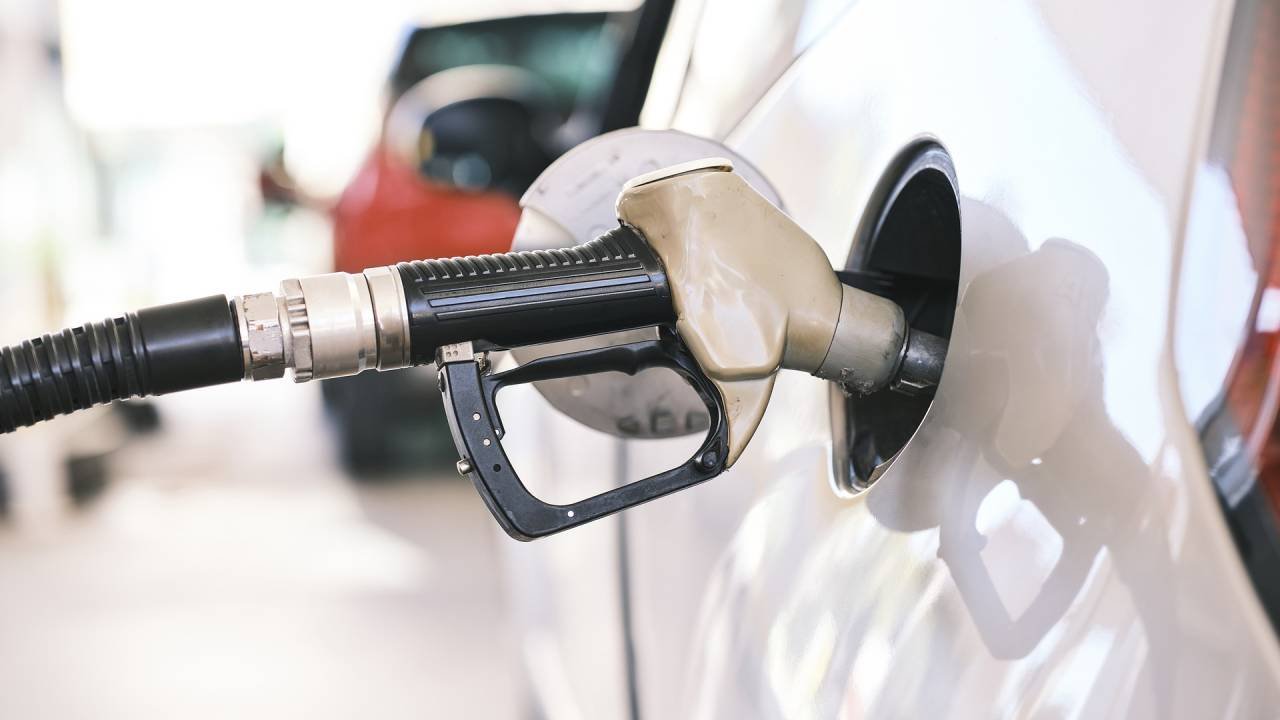 V Italiji je gorivo cenejše za 25 centov 