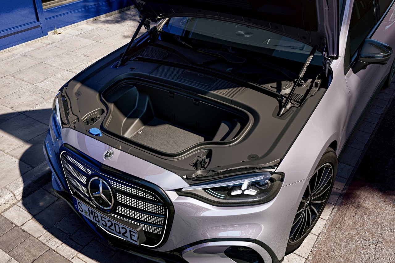 Novi Mercedes C: samo električen, a bencin ostaja