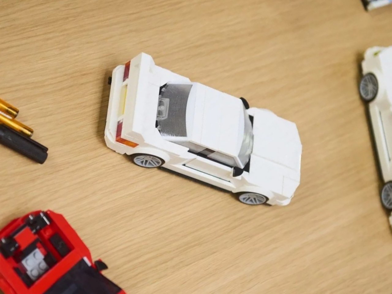 Lego se želi pokloniti 40-letnici kultnega BMW-ja M3