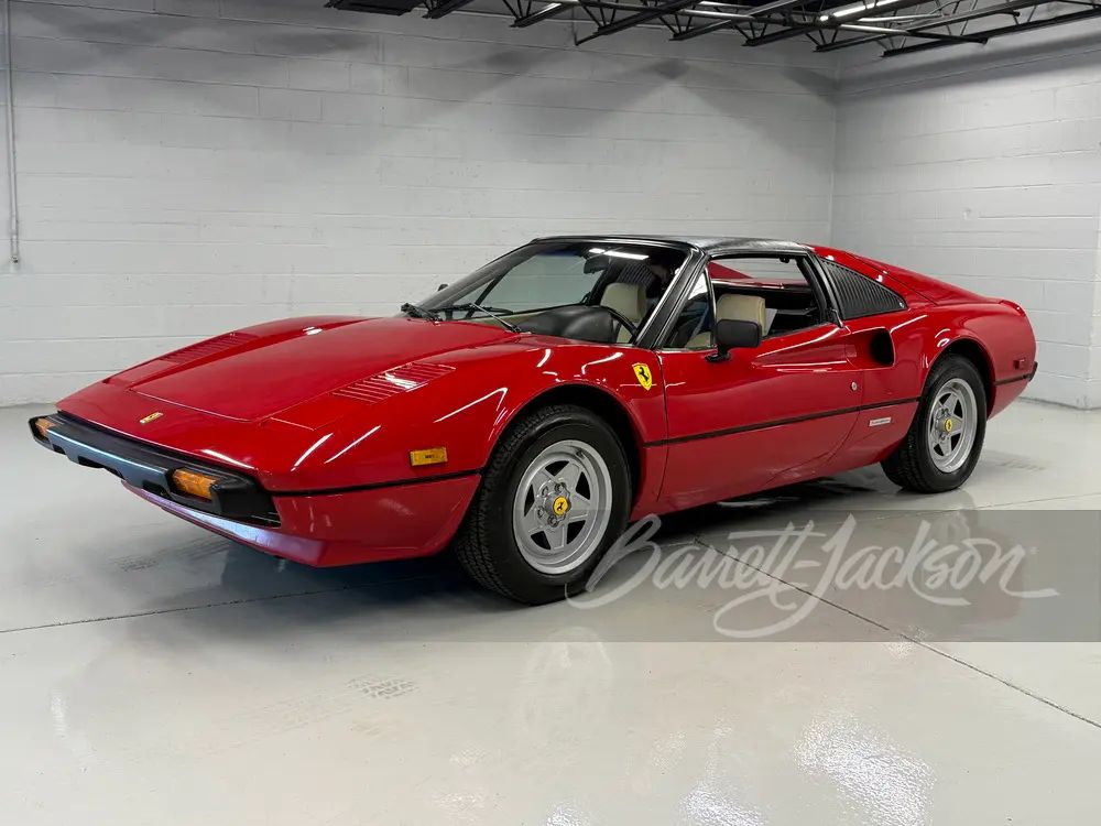 Magnumov Ferrari prodan za skoraj 380 tisočakov