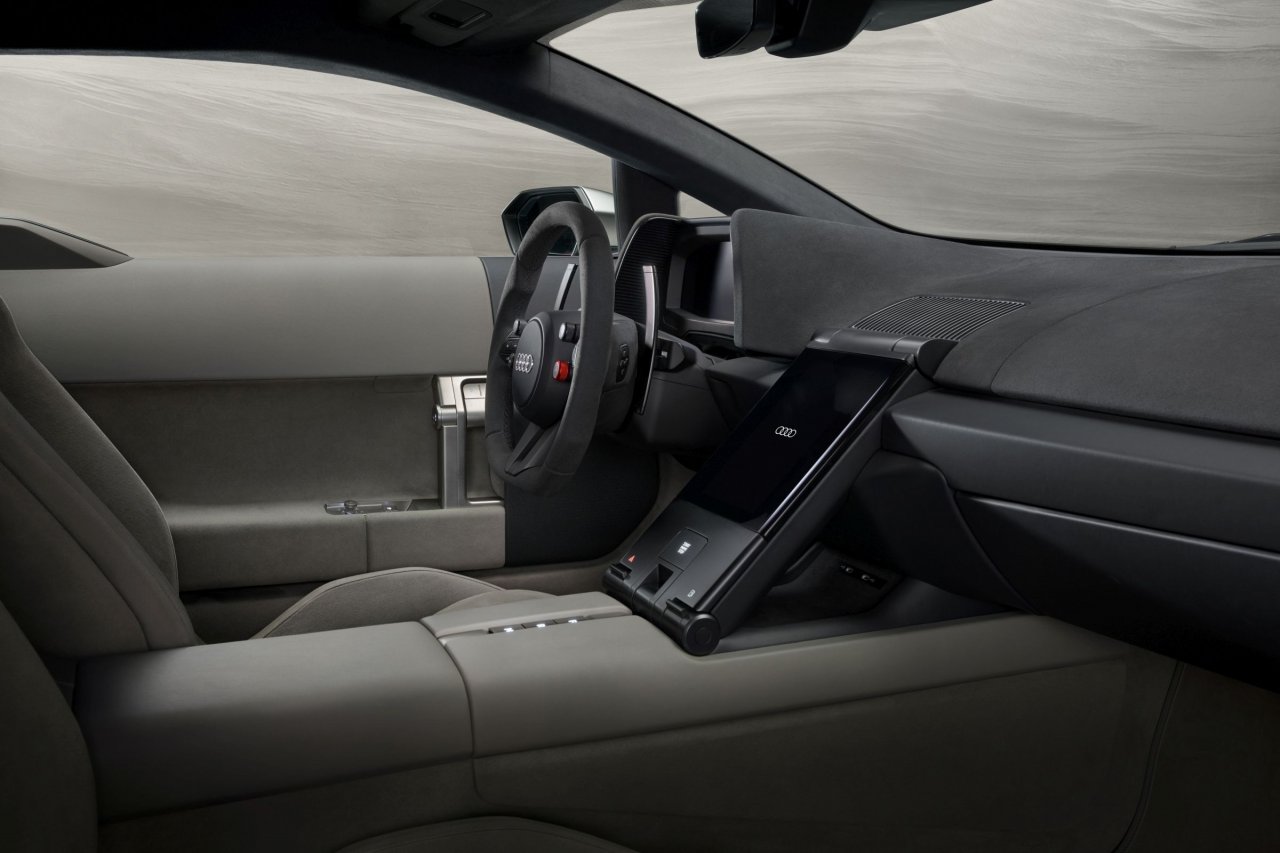 Naslednik Audija R8 s tisoč mišicami